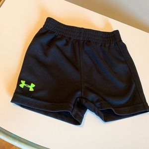 Under Armour toddler 3-6m Shorts